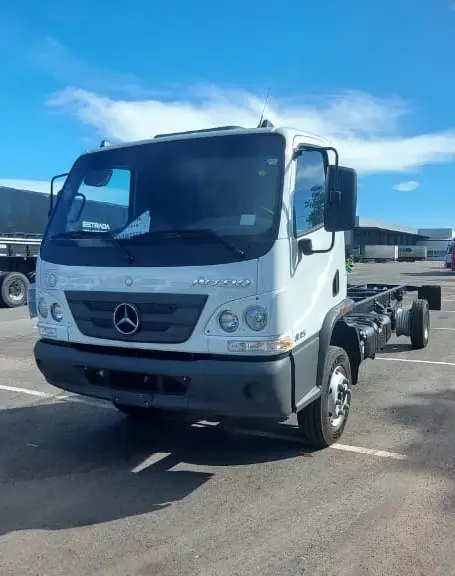Carro Mercedes-Benz Accelo 2022 815/46 C.EST
