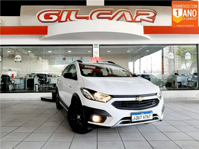 Carro Chevrolet Onix 2017 1.4 Activ SPE/4 (Aut)