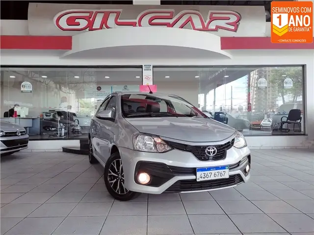 Carro Toyota Etios Sedan 2018 Platinum 1.5 (Aut) (Flex)