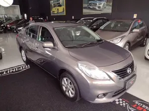 Nissan Versa 2014 1.6 16V SL (Flex)