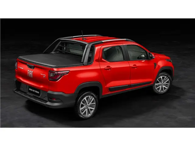 Carro Fiat Strada 2022 Ranch 1.3 Flex 8V CD Aut.