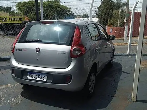 Fiat Palio Attractive 1.4 8V (Flex)