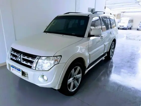 Carro Mitsubishi Pajero Full 2013 3.2 DI-D 5D HPE 4WD