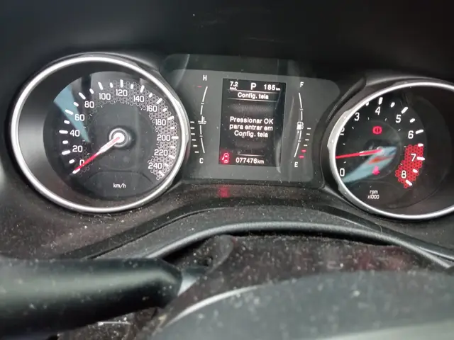 Carro Fiat Toro 2017 Freedom 1.8 AT6 4x2 (Flex)