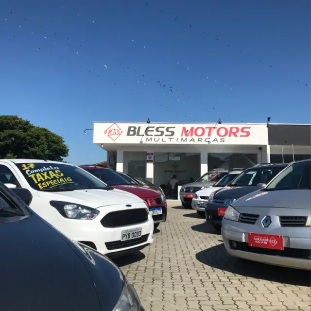 Fachada da loja Veículos à venda em Bless Motors Multimarcas - Joinville - SC | Mobiauto