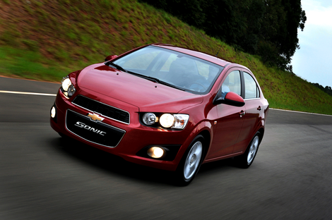 Chevrolet e Volkswagen já tiveram três carros fracassados lançados  a partir dos anos 2000 no Brasil.