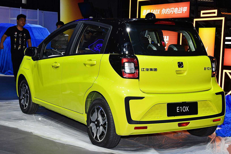 E-JS1, primeiro fruto de uma joint venture entre VW e JAC na China, chega como novo carro elétrico mais barato do país, oferecido a R$ 154.990