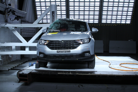 Teste do Latin NCAP apontou problemas estruturais nas colisões frontais e laterais. Picape ganha apenas uma estrela de cinco possíveis
