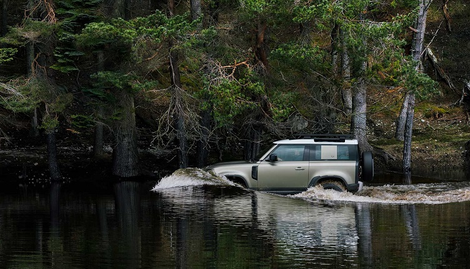 Após 72 anos Land Rover Defender ganha nova geração que deve chegar ao Brasil em 2020.
