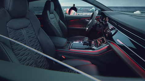Variante do Audi Q8, o superesportivo RS Q8 atinge os 100km/h em 3,8 segundos e velocidade máxima de 305km/h. Confira aqui todos os detalhes
