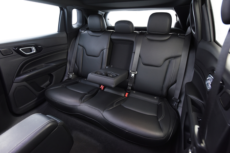 Avaliamos a versão mais cara do SUV com motor T270 flex. Ela é cheia de mimos e tecnologias, mas já está cobrando R$ 200.000 por isso