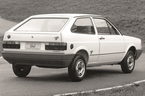 
Histórico de vendas pode indicar uma trajetória apenas de sucesso, mas o carro mais popular do Brasil teve que ralar muito ao longo de 42 anos