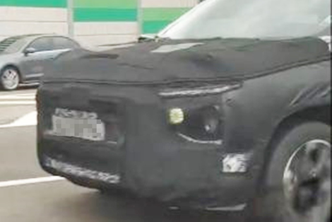 Mesmo disfarçada, nova Chevrolet Montana é reconhecida na Coréia do Sul