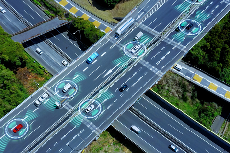 Carros freando ou acelerando simultaneamente, ou recebendo instruções para não pegar semáforos vermelhos: isso é o que as estradas do futuro oferecem