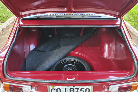 Modelo foi precursor da moda atual de carros cupê e tinha motor da família VW 1600, mas ganhou atualização caseira para ficar mais confortável