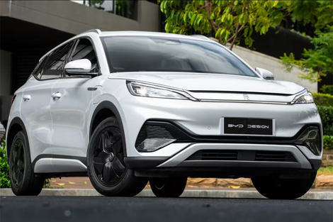 Song Plus, um SUV híbrido plug-in, se destaca pela autonomia e porte, enquanto Yuan Plus, elétrico puro, apela para o custo-benefício em seu segmento