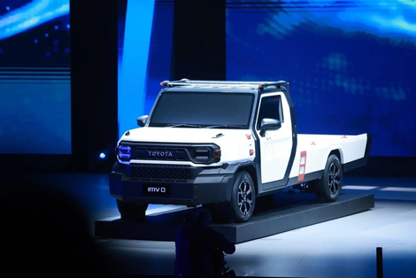 Toyota Hilux elétrica está sendo produzida na Tailândia, terá versão com cabine simples voltada para o trabalho pesado e design diferentão
