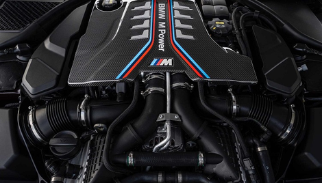 O coupé de quatro portas BMW M8 foi revelado oficialmente pela marca alemã. Confira aqui mais detalhes sobre as versões do novo esportivo da marca.